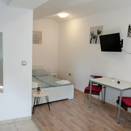 Apartmenthaus Beim Lkh Gasthof