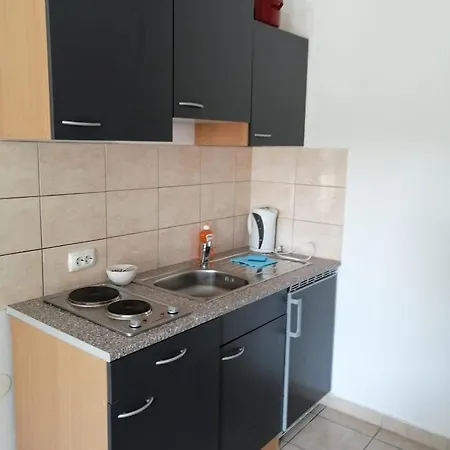 ゲストハウス Apartmenthaus Beim Lkh I Free Parking I Self Check-in