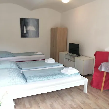 Apartmenthaus Beim Lkh Gasthof Graz