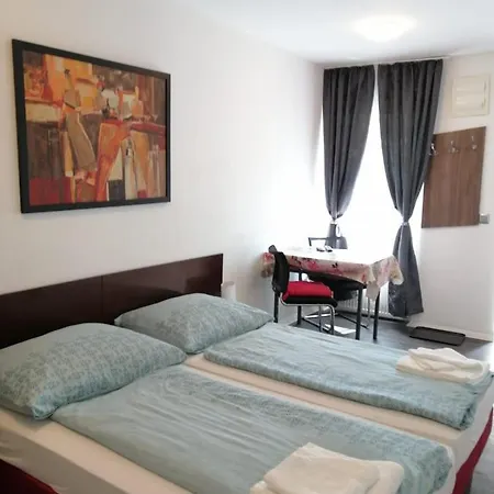 Affittacamere Apartmenthaus Beim Lkh I Free Parking I Self Check-in Graz