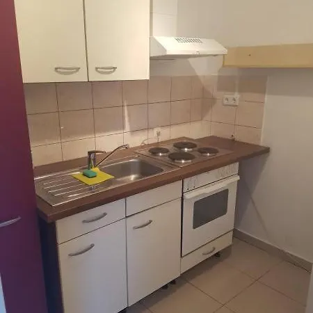 Gasthuis Apartmenthaus Beim Lkh