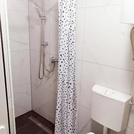Apartmenthaus Beim Lkh Gasthof
