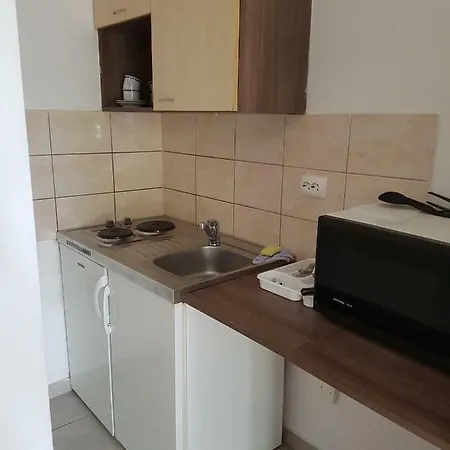 Apartmenthaus Beim Lkh Gasthof Graz
