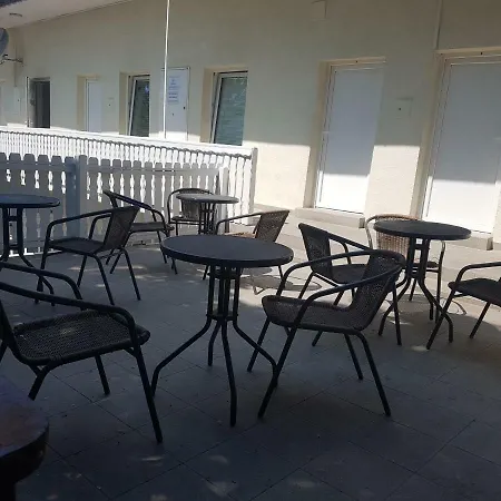 Apartmenthaus Beim Lkh Gasthof *
