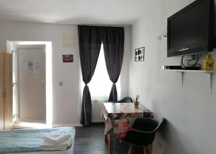 Apartmenthaus Beim Lkh I Free Parking I Self Check-in * Грац