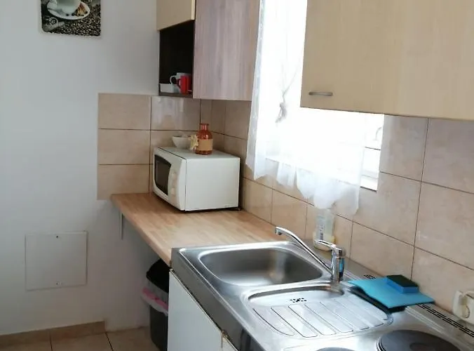 Pensión Apartmenthaus Beim Lkh I Free Parking I Self Check-in