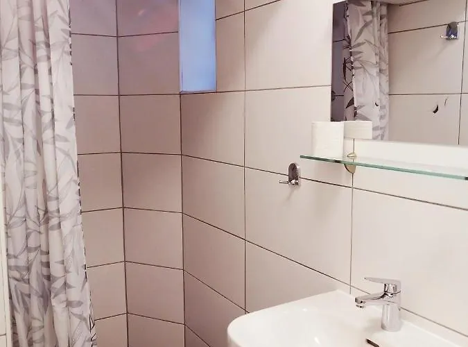 Apartmenthaus Beim Lkh I Free Parking I Self Check-in Гостевой дом