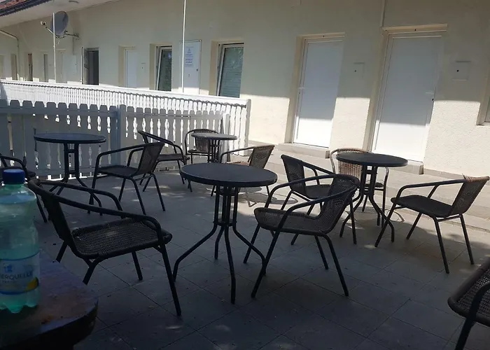 Apartmenthaus Beim Lkh I Free Parking I Self Check-in Pensión *