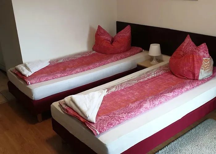 Apartmenthaus Beim Lkh I Free Parking I Self Check-in