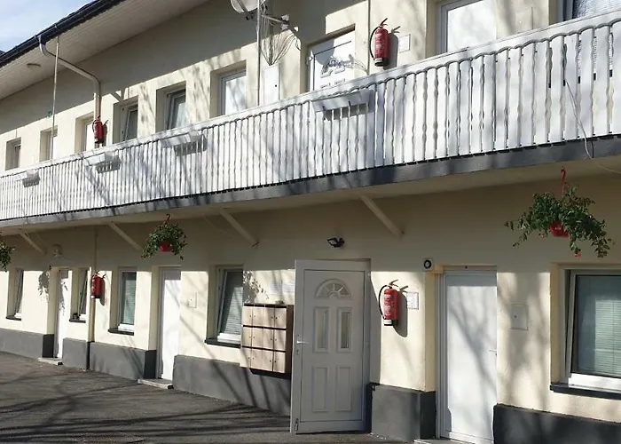 Apartmenthaus Beim Lkh I Free Parking I Self Check-in Pensión